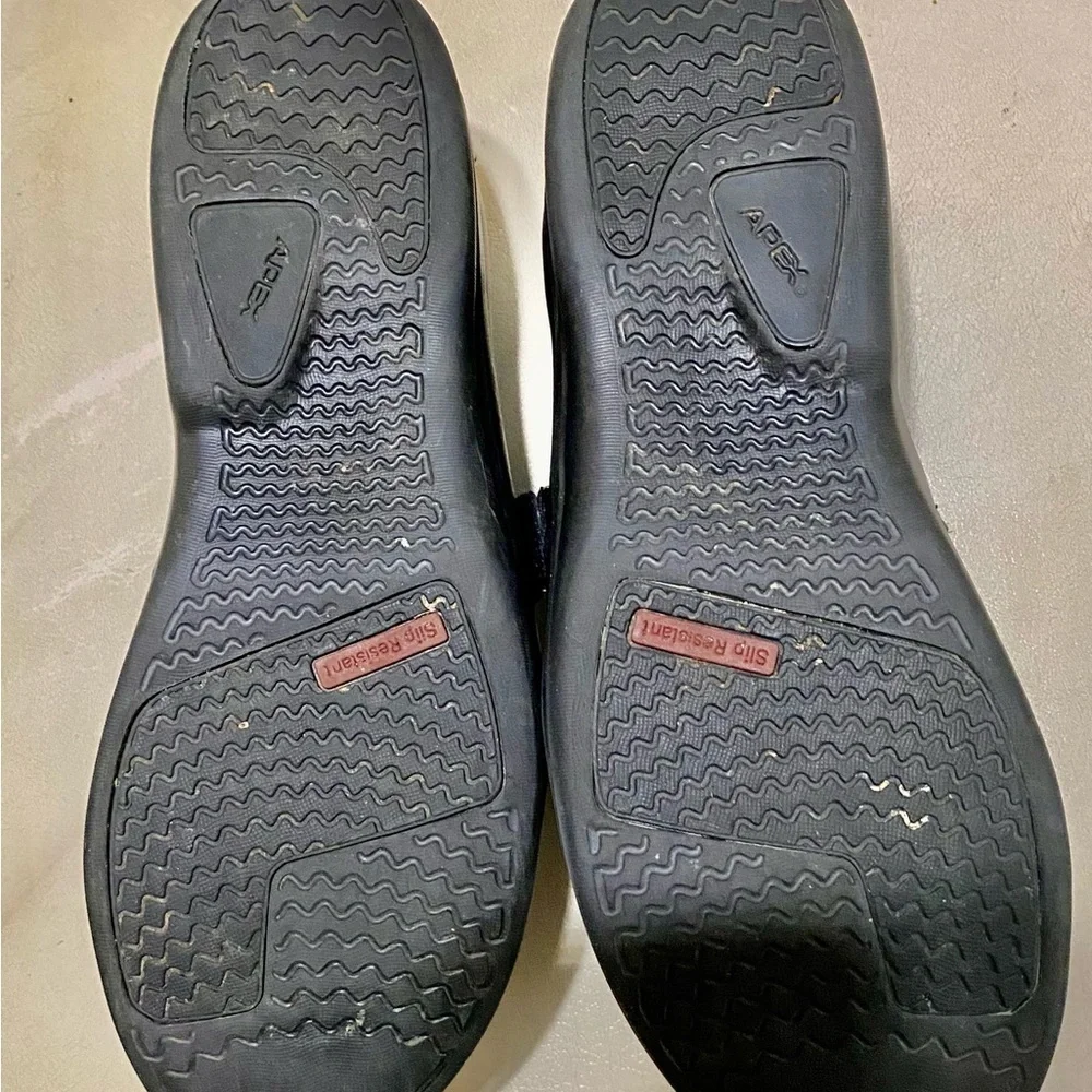 APEX A3830W LADIES BLACK LOAFERS SUZE 8.5W